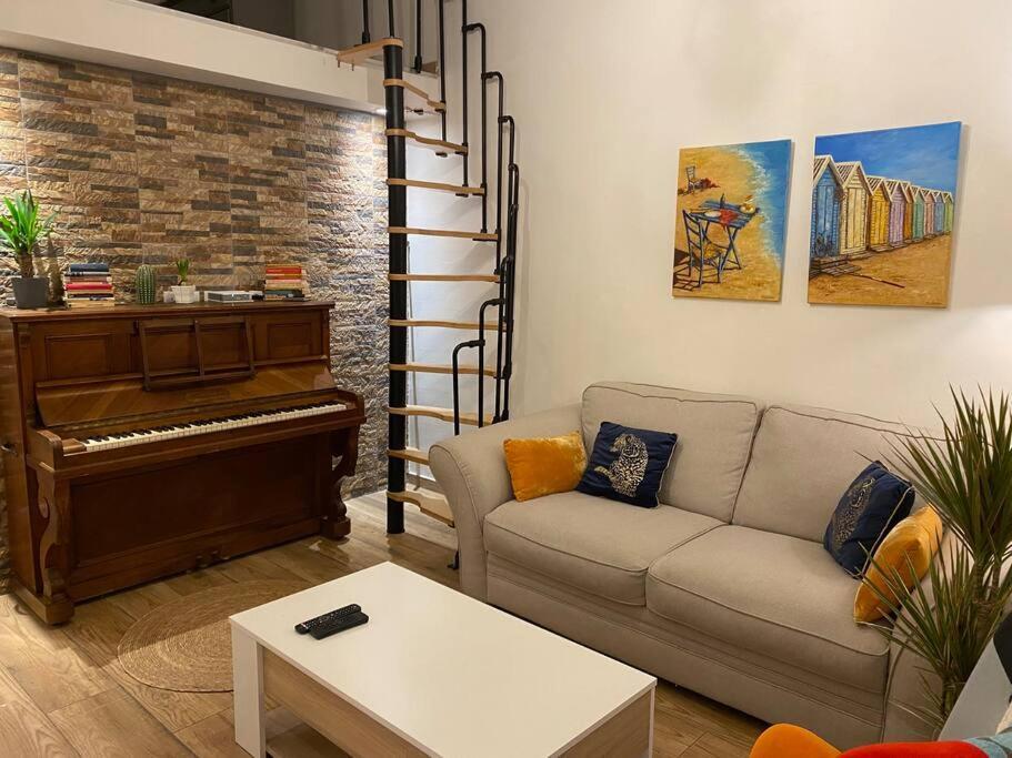 Charmante Maison Avec Exterieur A Deux Pas Des Remparts إج مورت المظهر الخارجي الصورة